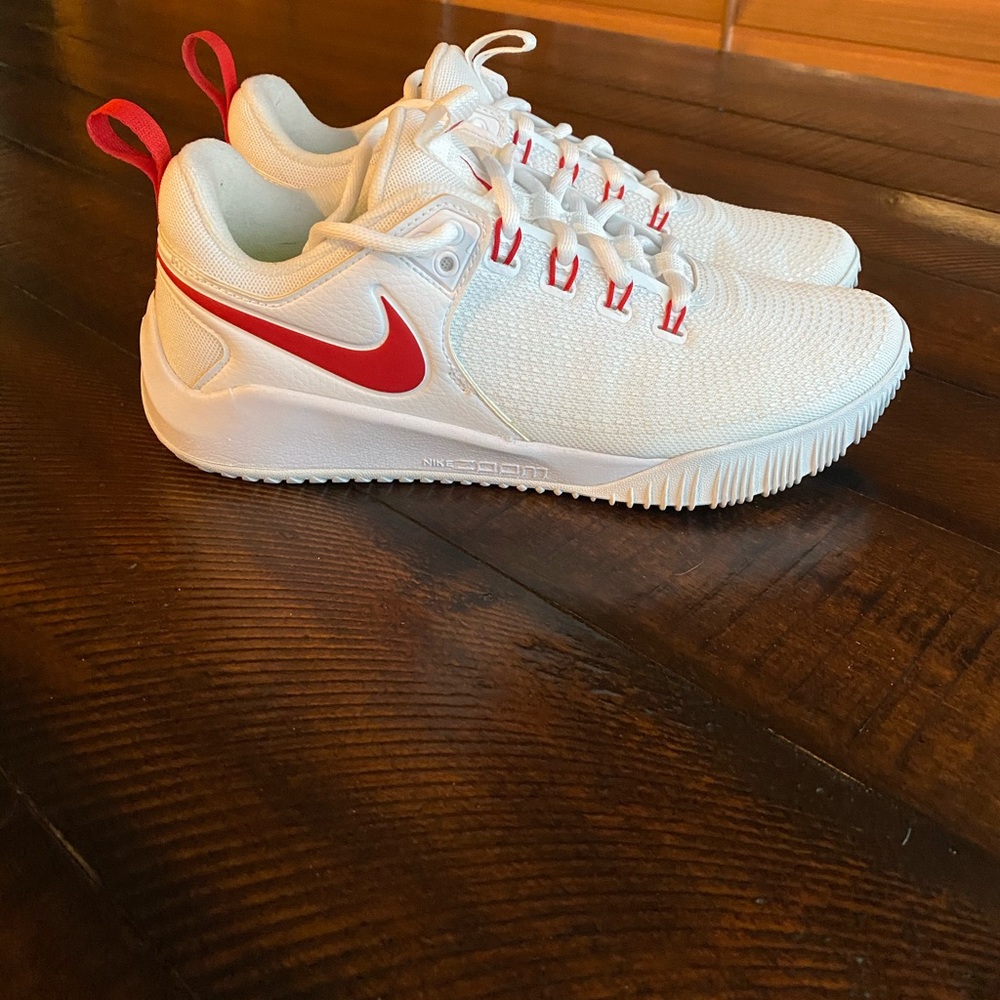 Nike Zoom HyperAce 2 shoes